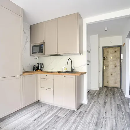 Apartment Center